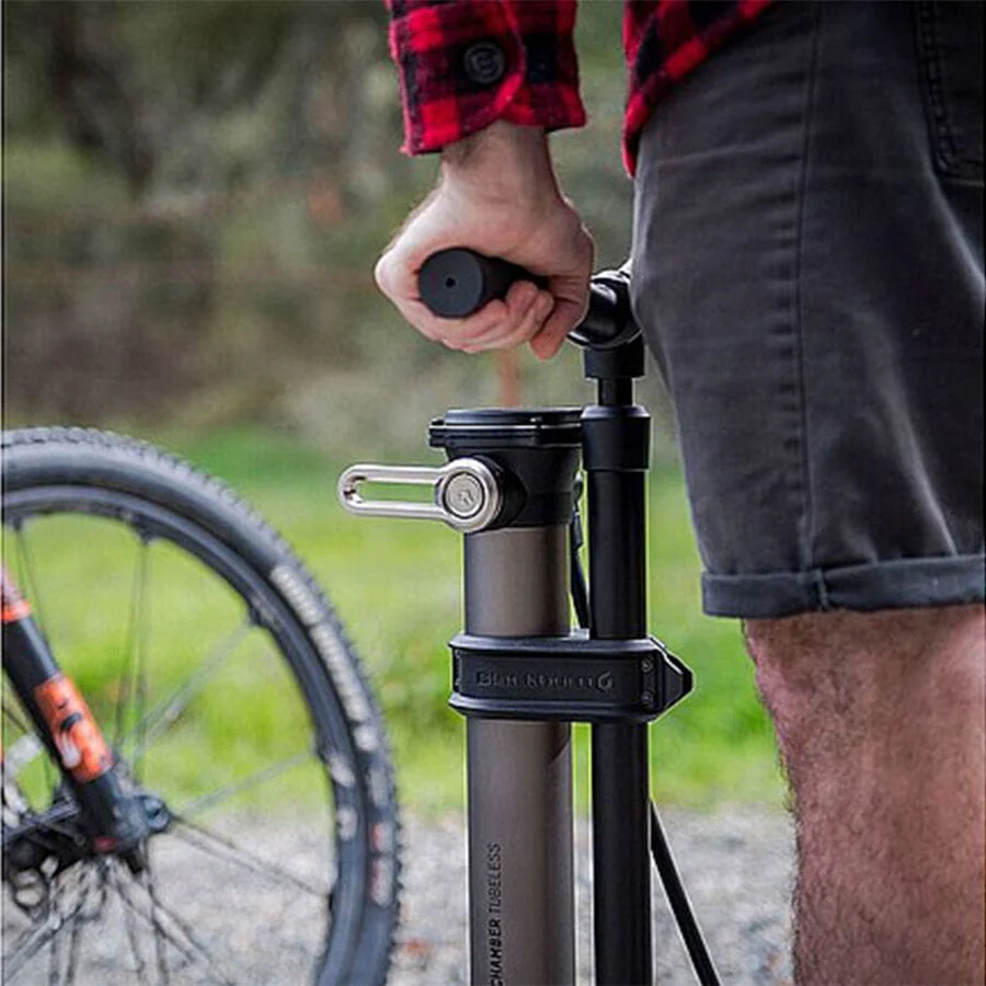 Blackburn Chamber Tubeless Floor Pump - Image 4