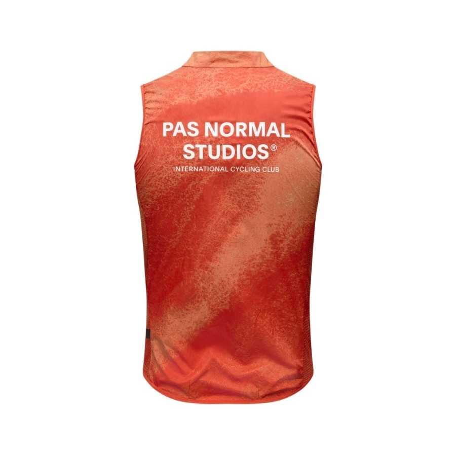 Pas Normal Studios Mechanism Stow Away Gilet - Image 4