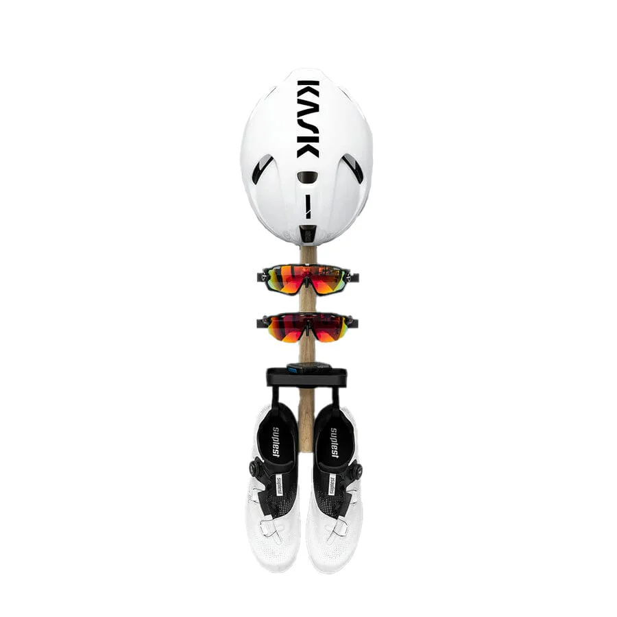 tons Rack | D . Shoes + 2x Glasses + Helmet + Tray